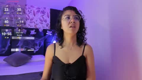 Snapshot of amarettho chatting on November 2025 11:34:02 AM Emily online show from November 2025 11:34:02 AM