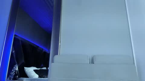 Snapshot of amarettho chatting on November 2025 12:11:02 PM Emily online show from November 2025 12:11:02 PM