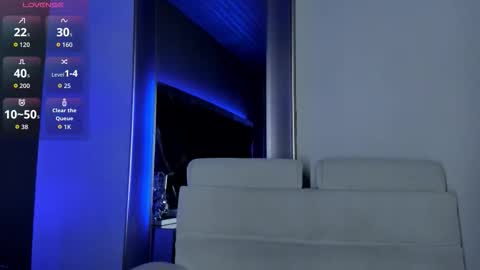 Emily online show from December 2025 10:57:02 AM