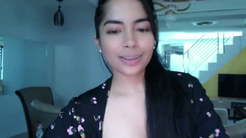 Snapshot of amariahholly chatting on December 2024 05:04:02 AM Amariah Holly online show from December 2024 05:04:02 AM