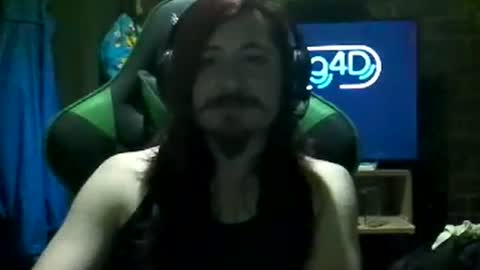 Amaru online show from November 2025 01:17:02 AM