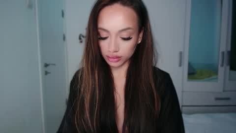 amateur_fitbabex online show from October 2025 07:01:01 AM