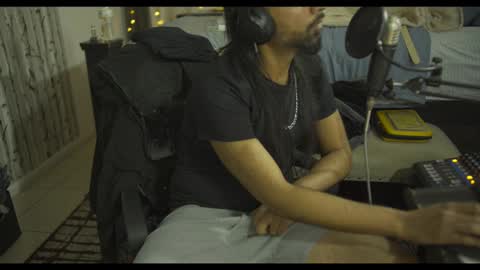 amateurhq online show from October 2025 03:48:01 AM