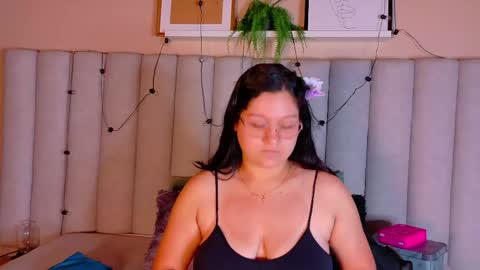 Snapshot of amatistasky__ chatting on June 2026 11:34:01 AM AMATISTA online show from June 2026 11:34:01 AM