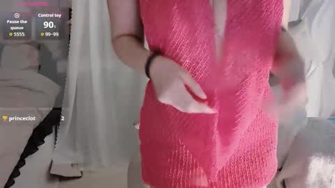 yooo online show from October 2025 02:06:02 PM