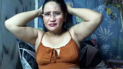 amazing angel online show from September 2025 09:15:02 PM