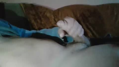 amazingcuteboy845 online show from October 2025 01:48:02 AM