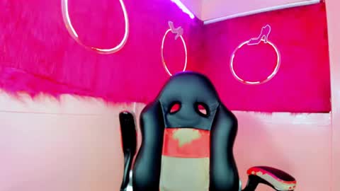 ambar_temptation online show from June 2026 07:08:02 PM