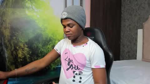ambargil__ online show from October 2025 01:47:01 AM