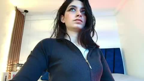 AMBAR LEE online show from July 2026 12:19:02 PM