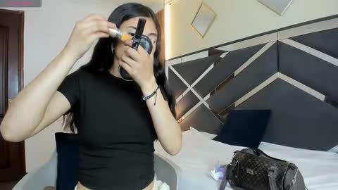 Ambar Ross online show from February 2026 01:29:02 PM