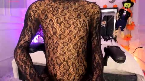 Cody amber online show from October 2025 12:28:02 PM