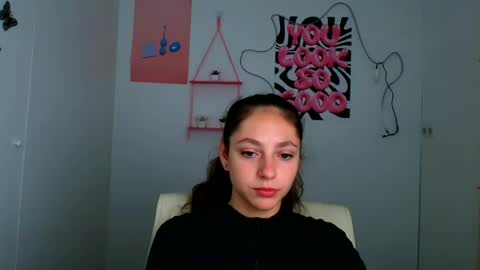Snapshot of amber__r chatting on July 2026 05:32:02 AM Amber online show from July 2026 05:32:02 AM