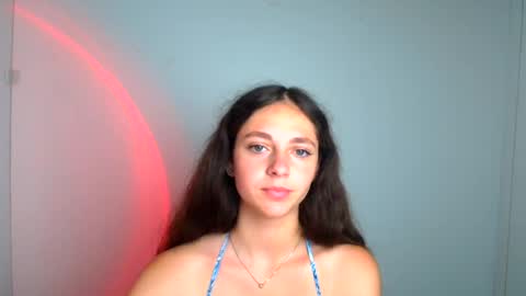 Snapshot of amber__r chatting on August 2026 09:04:01 AM Amber online show from August 2026 09:04:01 AM