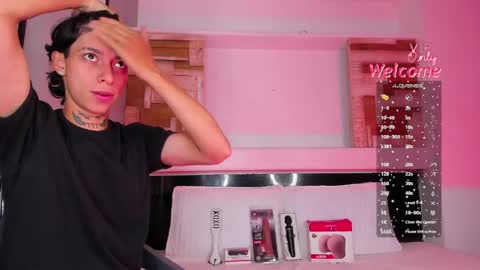 Amber  online show from April 2026 02:14:02 PM