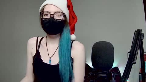 Amber non-nude model online show from December 2024 02:25:02 AM