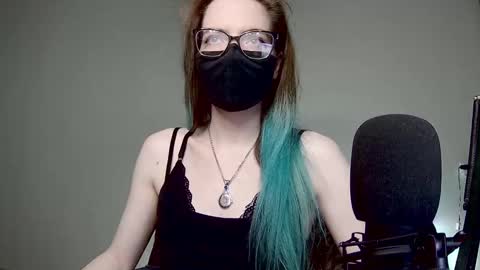 Amber non-nude model online show from February 2025 10:44:02 PM