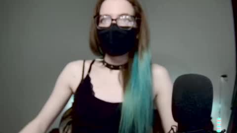 Amber non-nude model online show from March 2025 02:30:02 AM