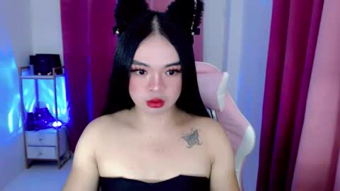 Amber online show from October 2025 12:17:02 PM