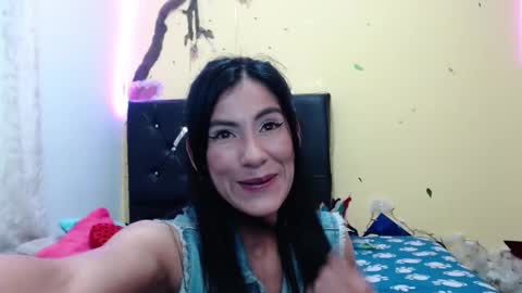 Amber online show from January 2025 04:32:01 AM
