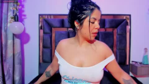 Snapshot of amberbeckeer chatting on September 2025 01:42:02 AM Amber online show from September 2025 01:42:02 AM
