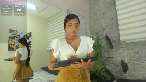 amberblazze online show from October 2025 11:57:02 AM