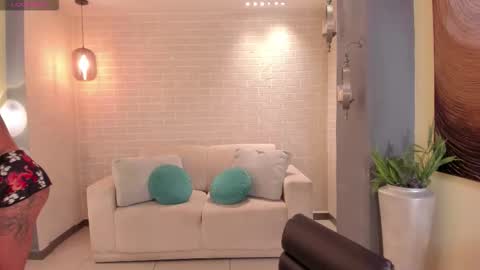  Amber   online show from September 2025 11:23:02 AM