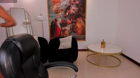  Amber   online show from April 2026 07:14:01 PM