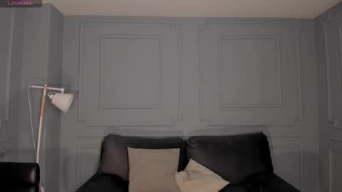 Amber Fox online show from December 2025 11:37:01 AM