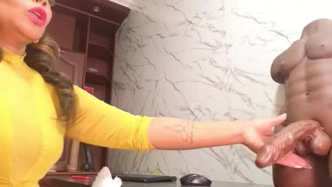 Snapshot of ambernix chatting on October 2025 02:56:01 PM online show from October 2025 02:56:01 PM