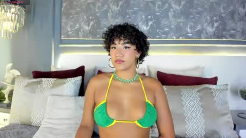 Snapshot of ambracohelo chatting on June 2026 11:23:01 AM Ambra Cohelo online show from June 2026 11:23:01 AM