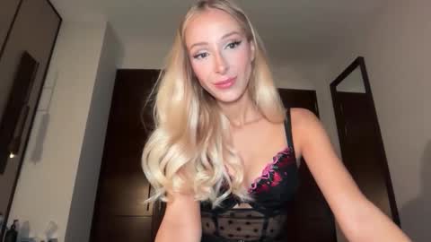 Ambre online show from March 2026 03:12:02 AM