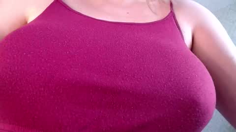 Snapshot of ambrosia_nectar chatting on May 2026 11:18:02 AM 25 WEEK Princess Linnea online show from May 2026 11:18:02 AM