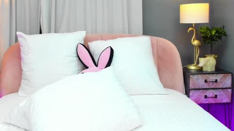 AMY online show from February 2025 11:37:02 PM