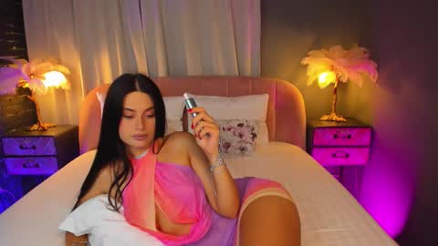 AMY online show from November 2025 08:47:01 PM