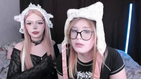 Snapshot of amelia__miller chatting on February 2025 10:42:02 PM Amelia online show from February 2025 10:42:02 PM