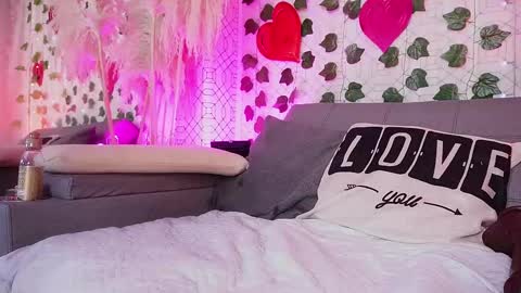 Amelia online show from February 2025 03:12:02 AM