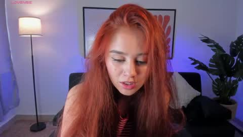Snapshot of amelia_saenz_ chatting on May 2026 08:25:01 PM Amelia online show from May 2026 08:25:01 PM