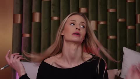 Amelia online show from February 2025 08:50:01 AM