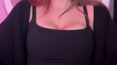 Snapshot of ameliacooperxxx chatting on October 2025 08:42:01 PM ameliacooperxxx online show from October 2025 08:42:01 PM