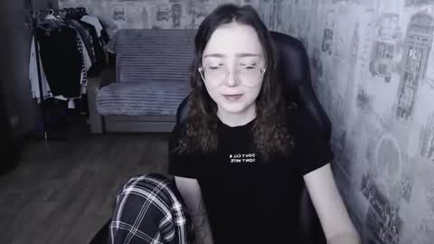 Snapshot of ameliakamishiro chatting on January 2025 11:37:01 AM Amelia online show from January 2025 11:37:01 AM