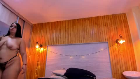 Daniela online show from December 2024 04:35:02 PM