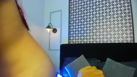 Snapshot of amelie_furtado chatting on May 2026 02:01:02 PM amelie online show from May 2026 02:01:02 PM