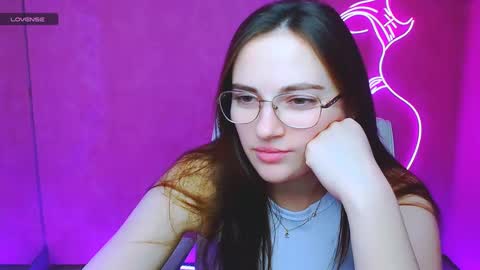 Amelie online show from January 2025 01:35:01 AM