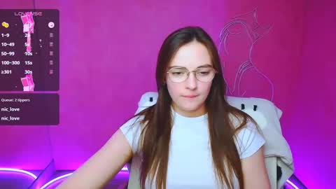 Amelie online show from January 2025 12:33:01 PM