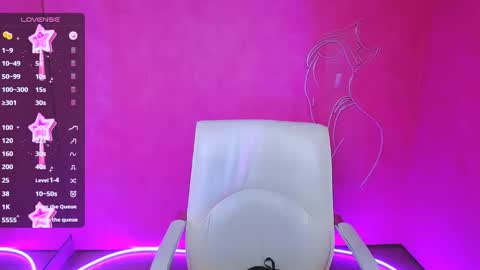 Amelie online show from February 2025 06:21:01 AM