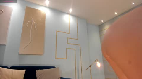 Amelie Graham online show from December 2024 05:25:01 PM