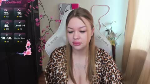 Amelie online show from May 2026 01:25:02 AM