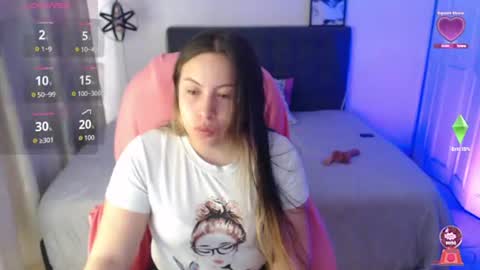 Amelie  online show from July 2026 02:37:01 PM