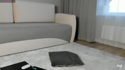 Amelina Love online show from November 2025 02:06:01 AM